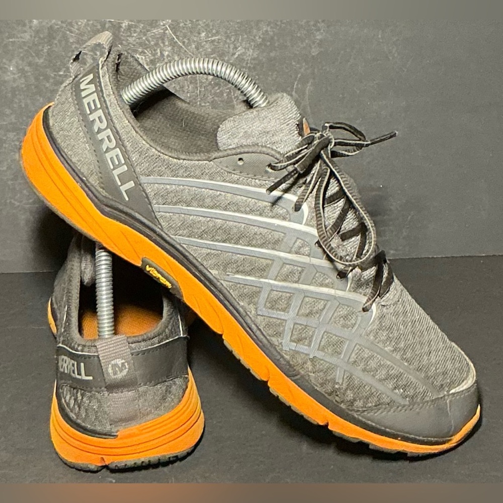 Merrell Charcoal Gray Mesh Upper  Low Top Men’s US 8.5/Eur 42 *Comfortable*